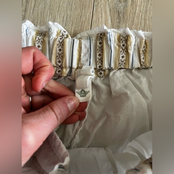 Burning Torch Women’s White Bloomer Shorts Cotton Drawstring - Size Medium - Picture 5 of 7